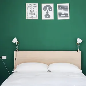 https://minimal-and-charming-studio-in-isola-district.italymilanhotels.net